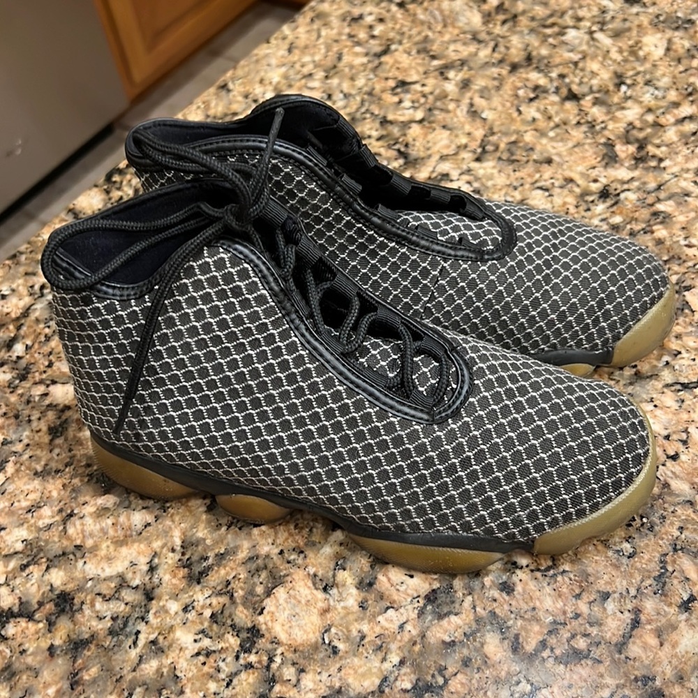 Air Jordan size 6Y